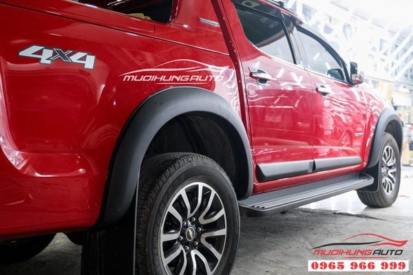 Ốp Cua Bánh Xe Chevrolet Colorado Cao Cấp