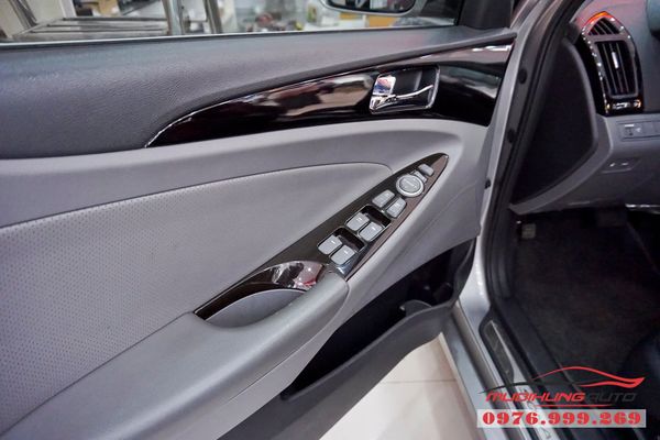 Ốp Gỗ Đen Cho Xe Hyundai Sonata Tại TPHCM