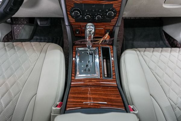 Ốp Gỗ Nội Thất Cho Xe Chrysler Sang Trọng - Đẳng Cấp