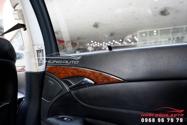 Ốp Gỗ Nội Thất Xe Mercedes C200 2009 Chuyên Nghiệp