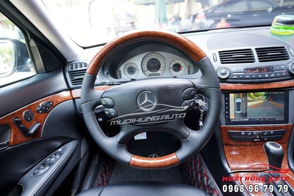Ốp Gỗ Nội Thất Xe Mercedes C200 2009 Chuyên Nghiệp