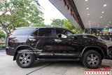 Gắn Phụ Kiện Ốp Hông Trang Trí Xe Toyota Fortuner 2021