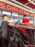 Lắp Cốp Nóc Phi Thuyền Màu Đen Cá Tính Cùng Baga 2 Thanh Ngang Cho Xe Fortuner