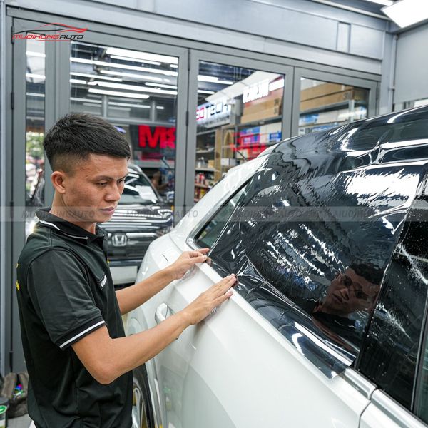 Dán Phim Cách Nhiệt 3M Ô Tô Audi Q8