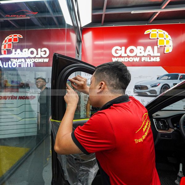 Dán Phim Cách Nhiệt 3M Ô Tô Volvo XC60 2022