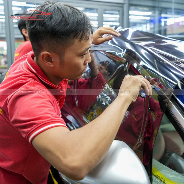 Dán Phim Cách Nhiệt 3M Ô Tô Jaguar EV400