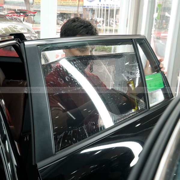 Dán Phim Cách Nhiệt 3M Ô Tô Toyota Corolla Cross Hybrid