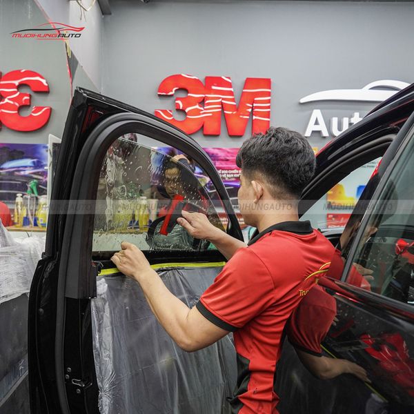 Dán Phim Cách Nhiệt 3M Ô Tô Volvo XC40 2023