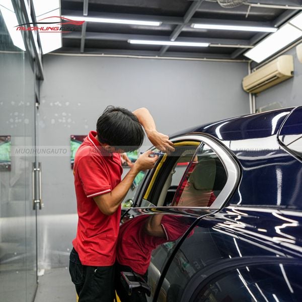 Dán Phim Cách Nhiệt 3M Ô Tô Jaguar EV400