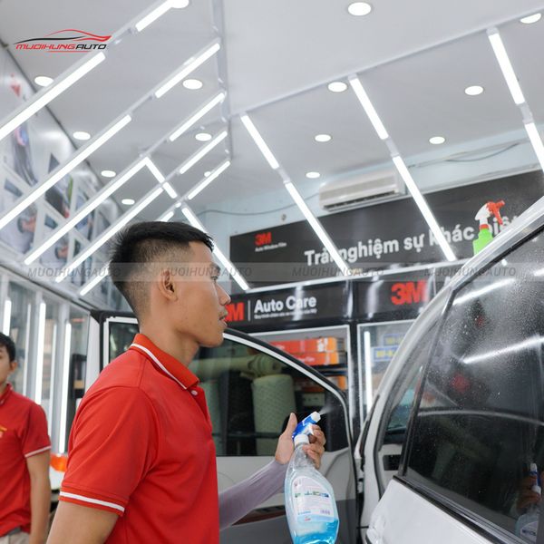 Dán Phim Cách Nhiệt 3M Ô Tô Toyota Sienna 2013