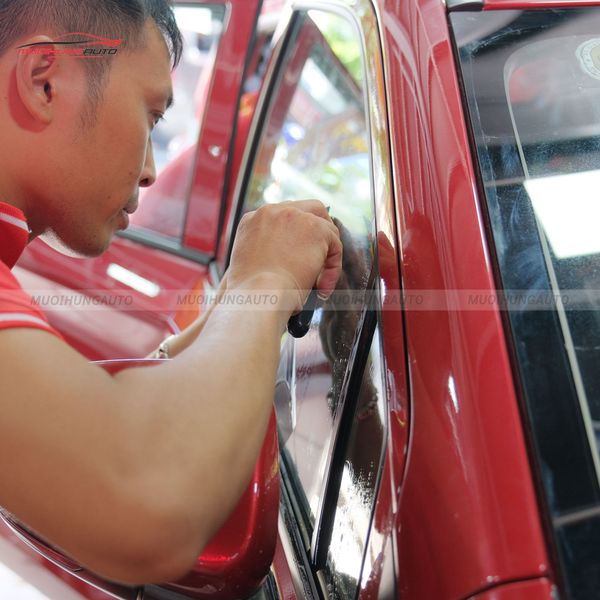 Dán Phim Cách Nhiệt 3M Ô Tô Toyota Avanza