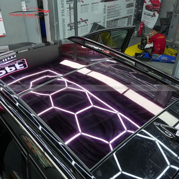 Dán Phim PPF TPU SUNROOF Cách Nhiệt Cửa Sổ Trời Xe Kia Sportage 2024