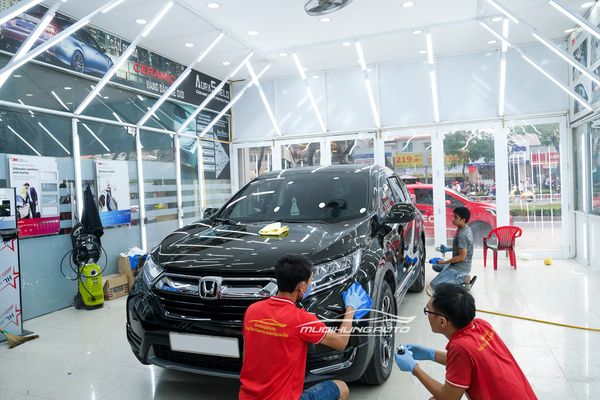 Dịch Vụ Phủ Ceramic Cho Xe Honda CRV 2019 Tại TPHCM