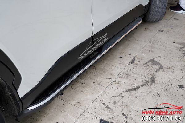 Bệ Bước Chân Mẫu Số 1 Cao Cấp Xe Corolla Cross Chính Hãng