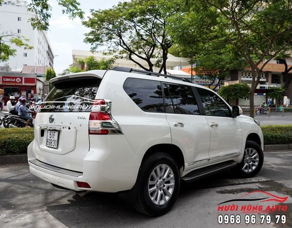 Phụ Kiện Ốp Viền Đèn Xe Toyota Prado