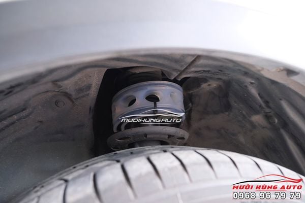Gắn Đệm Giảm Chấn Cho Xe Mazda CX5 2018 Chính Hãng