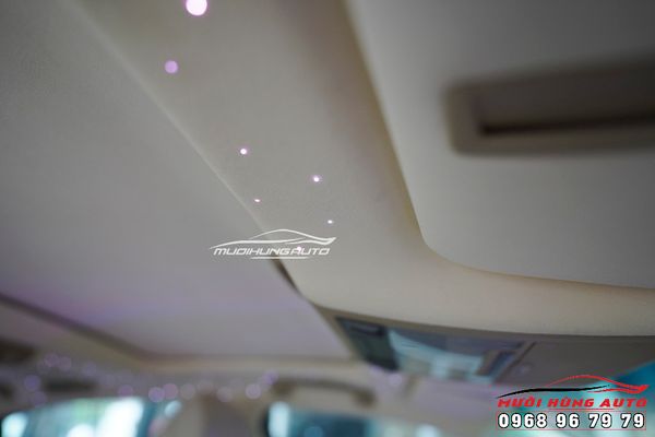 Độ Đèn LED Trần Sao Rơi Cho Xe Lexus LS460L Chuyên Nghiệp