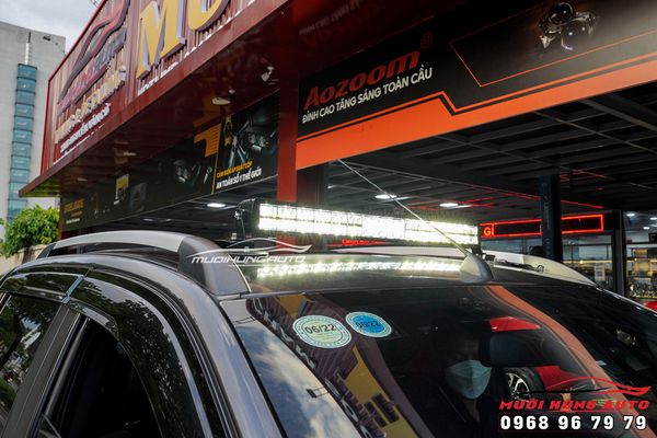 Trang Bị Bộ Đèn LED Bar Cao Cấp Tăng Sáng Cho Xe Ford Ranger