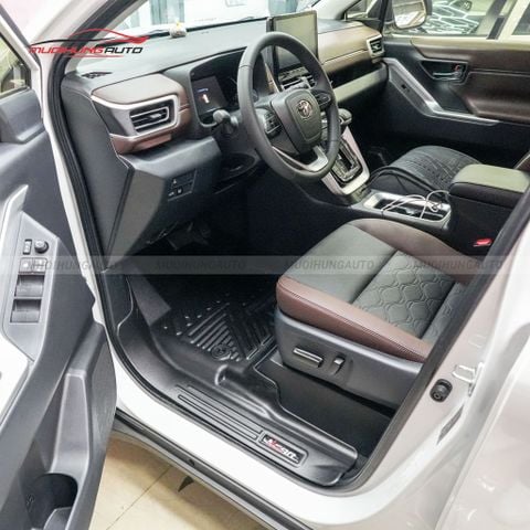 Thảm lót sàn Ncar ô tô Toyota Innova Cross 2024
