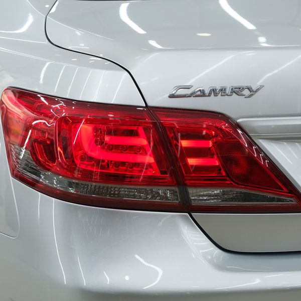 Thay đèn nguyên cụm xe Toyota Camry  2007-2008  chính hãng