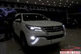 Thay Đèn Pha Nguyên Cụm Toyota Fortuner Tại TPHCM