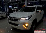 Thay Đèn Pha Nguyên Cụm Toyota Fortuner Tại TPHCM