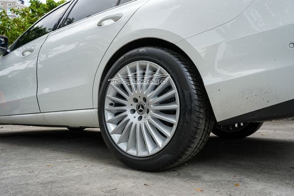 Thay Mâm Lazang 19 Inch Cho Xe Mercedes C200 2022