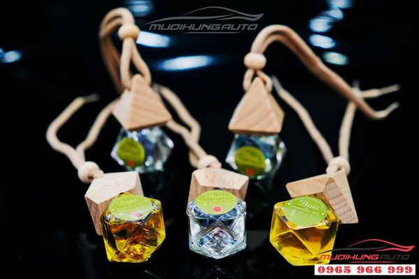 Tinh Dầu Treo Xe Hơi Cao Cấp (Nắp gỗ - Hương sả - Vàng)