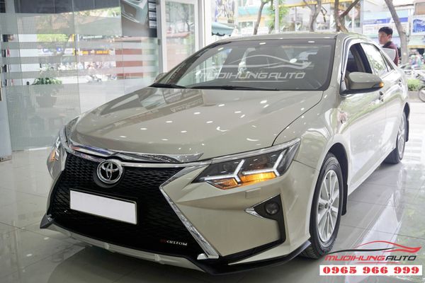 Toyota Camry 2.0 độ thành Lexus đẳng cấp