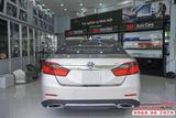 Toyota Camry độ lip Mercedes chuyên nghiệp tại TPHCM