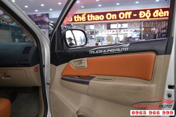 Toyota Hillux bọc ghế da cao cấp chính hãng