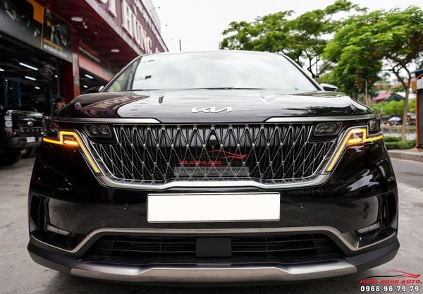 Kia Carnival 2022 Lột Xác Với Mặt Ca Lăng Cùng LED Mí Sang Trọng