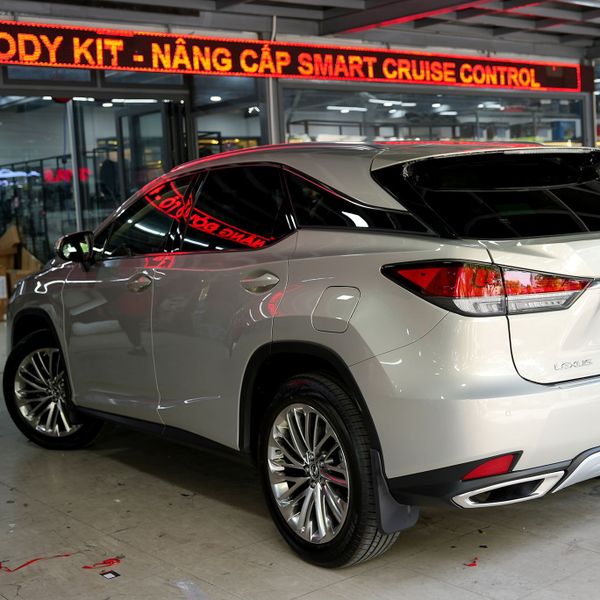 Lexus RX300 2021 Lắp Chắn Bùn Cao Cấp Tại Mười Hùng Auto