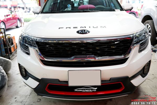Lắp Ốp Cản Trước Sau Cho Xe Kia Seltos Chuyên Nghiệp