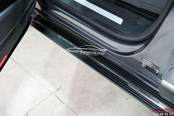 Volkswagen Teramont 2021 Gắn Bệ Bước Chân Cao Cấp Sang Xịn