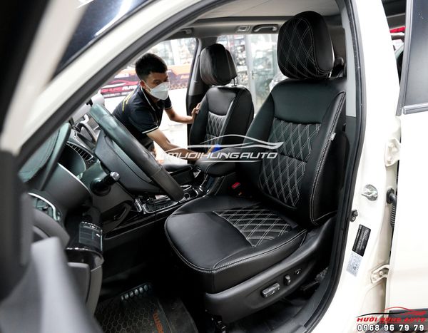 Kia Sorento Siêu Sang Trọng Sau Khi Bọc Ghế Da Tại Mười Hùng Auto