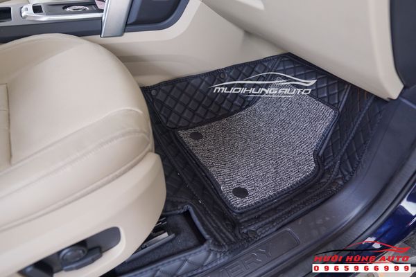 Trải Thảm Lót Sàn Da Cao Cấp Cho Xe Range Rover Tại TPHCM