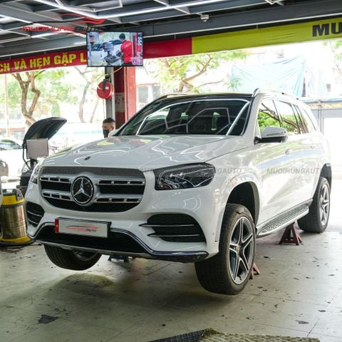 Tráng lốp chống đinh cho xe Mercedes GLS450
