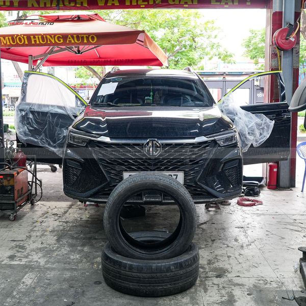 Tráng Lốp Chống Đinh Cho Xe MG RX5