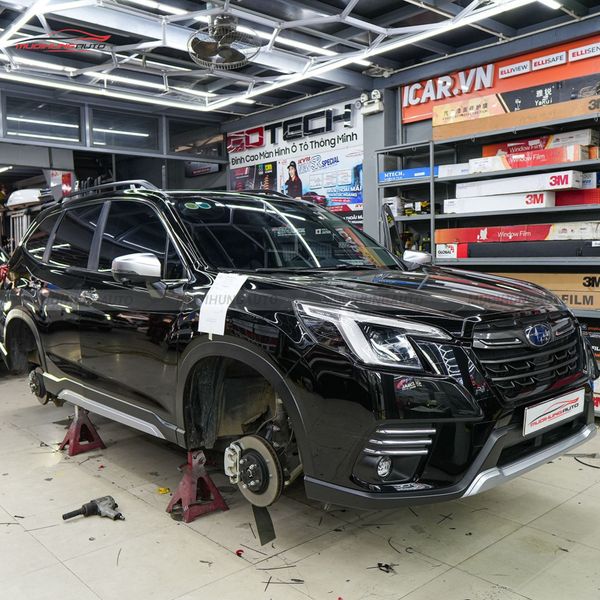 Tráng Lốp Chống Đinh Cho Xe Subaru Forester 2024