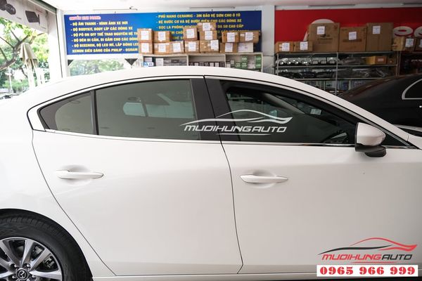Viền Khung Kính Cho Xe Mazda 3 2020 Tại TPHCM