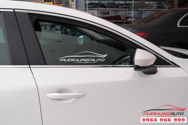 Viền Khung Kính Cho Xe Mazda 3 2020 Tại TPHCM