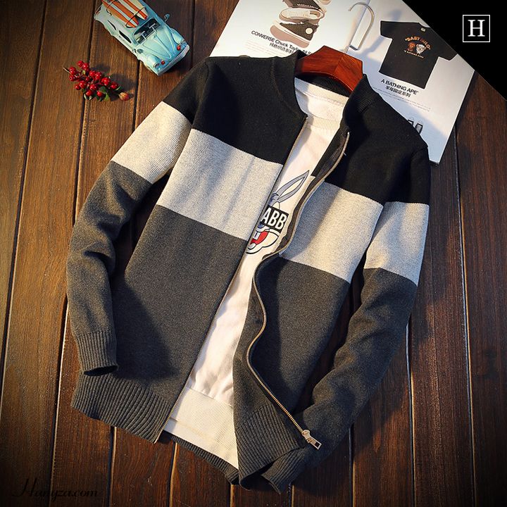 Áo len nam phối kẻ màu 166MM003