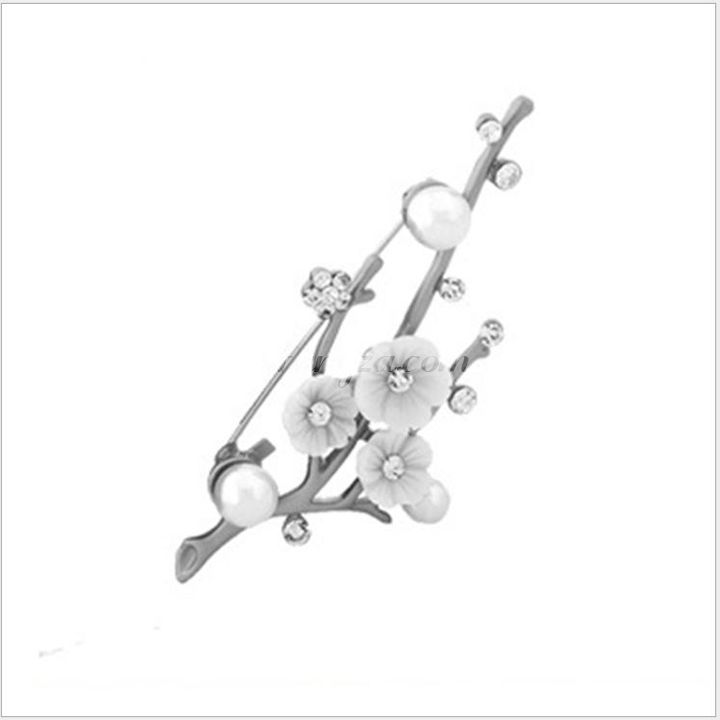 Trâm cài áo cành mai