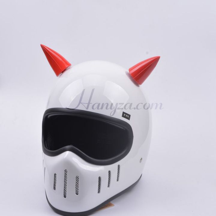 Sừng Satan gắn mũ bảo hiểm