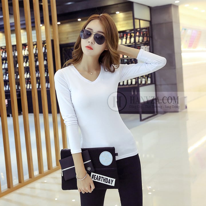 Áo thun trơn dài tay nữ cổ tròn