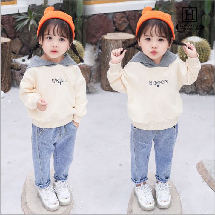 Bộ quần jean áo nỉ có mũ dễ thương