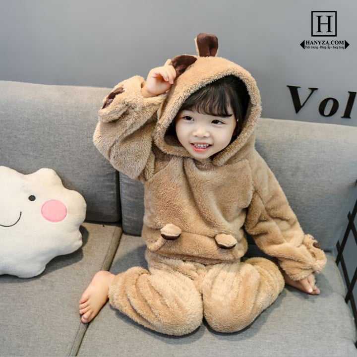 Bộ quần áo nỉ hình gấu đáng yêu cho bé gái