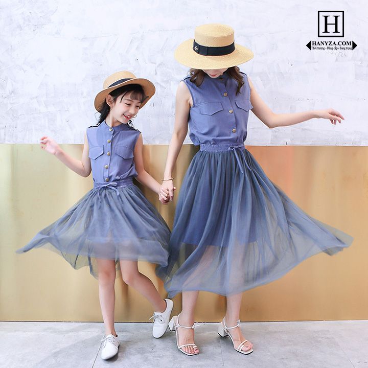 Váy áo sơ mi sát nách 2 mảnh  cho mẹ và bé