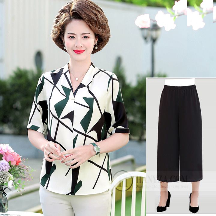 Bộ trung niên nữ phối màu cổ chữ V